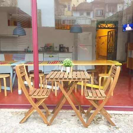 Santiago 31 Vandrerhjem Guimarães