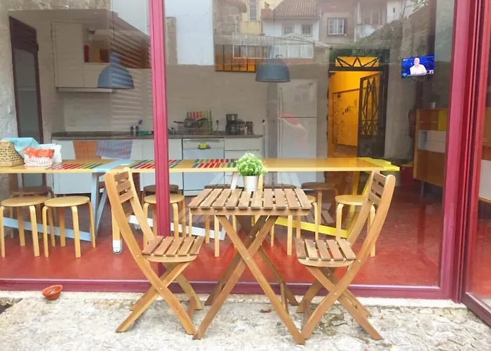 Santiago 31 Vandrerhjem Guimarães