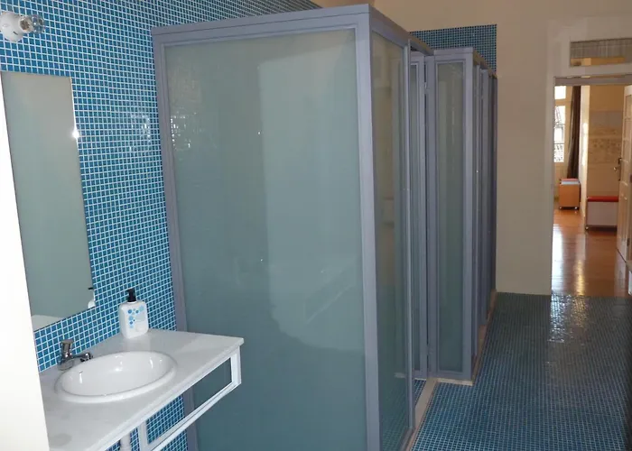 ホステル Santiago 31 ギマランイス